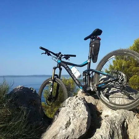 Brajutovci 26 * Kornić